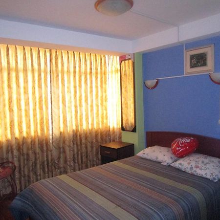 Hostal Arcangel Abancay Eksteriør billede