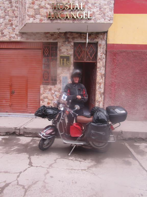 Hostal Arcangel Abancay Eksteriør billede